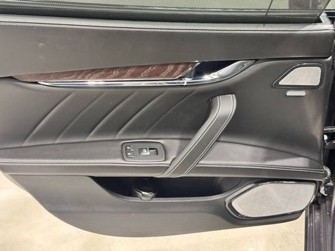 Used 2023 Maserati Quattroporte Modena Q4 image 28