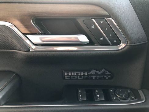 Certified 2024 Chevrolet Silverado 1500 High Country image 36