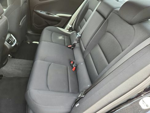 Used 2025 Chevrolet Malibu LT FWD image 22
