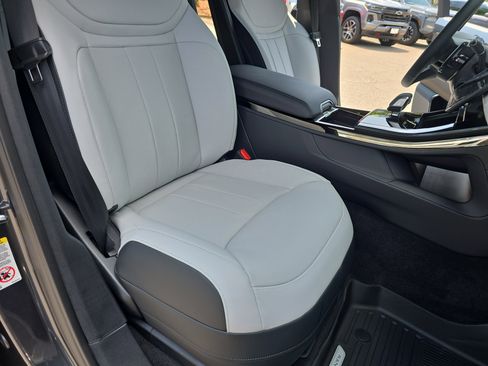 New 2025 Land Rover Range Rover Sport Dynamic SE image 10