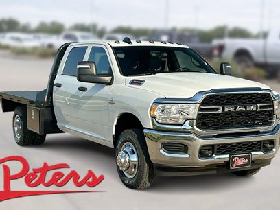 New 2024 RAM 3500 Tradesman w/ Chrome Appearance Group