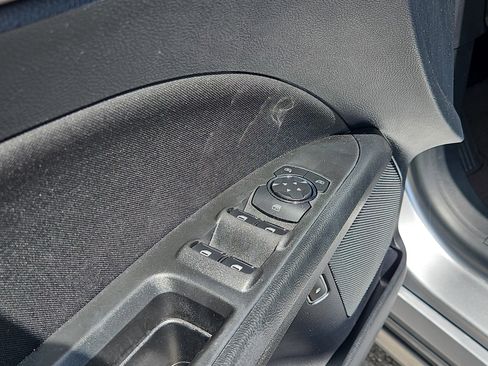 Used 2020 Ford Fusion SE image 13