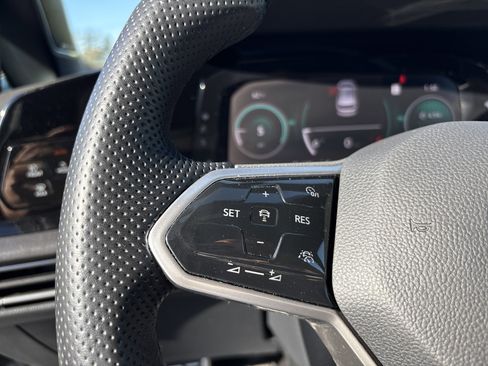 Used 2023 Volkswagen GTI Autobahn image 15