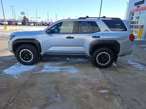 Used 2025 Toyota 4Runner TRD Off-Road Premium image 4