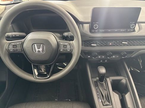 Used 2024 Honda Accord EX image 22