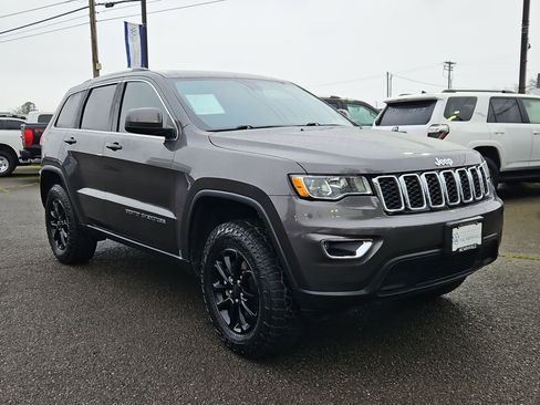 Used 2021 Jeep Grand Cherokee Laredo w/ Security & Convenience Group image 7