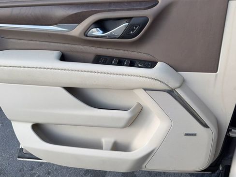 Used 2021 GMC Yukon XL Denali w/ Denali Ultimate Package image 15