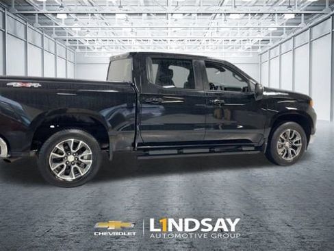 Used 2023 Chevrolet Silverado 1500 LT image 2