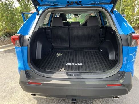 Used 2019 Toyota RAV4 XLE w/ Convenience Package image 34
