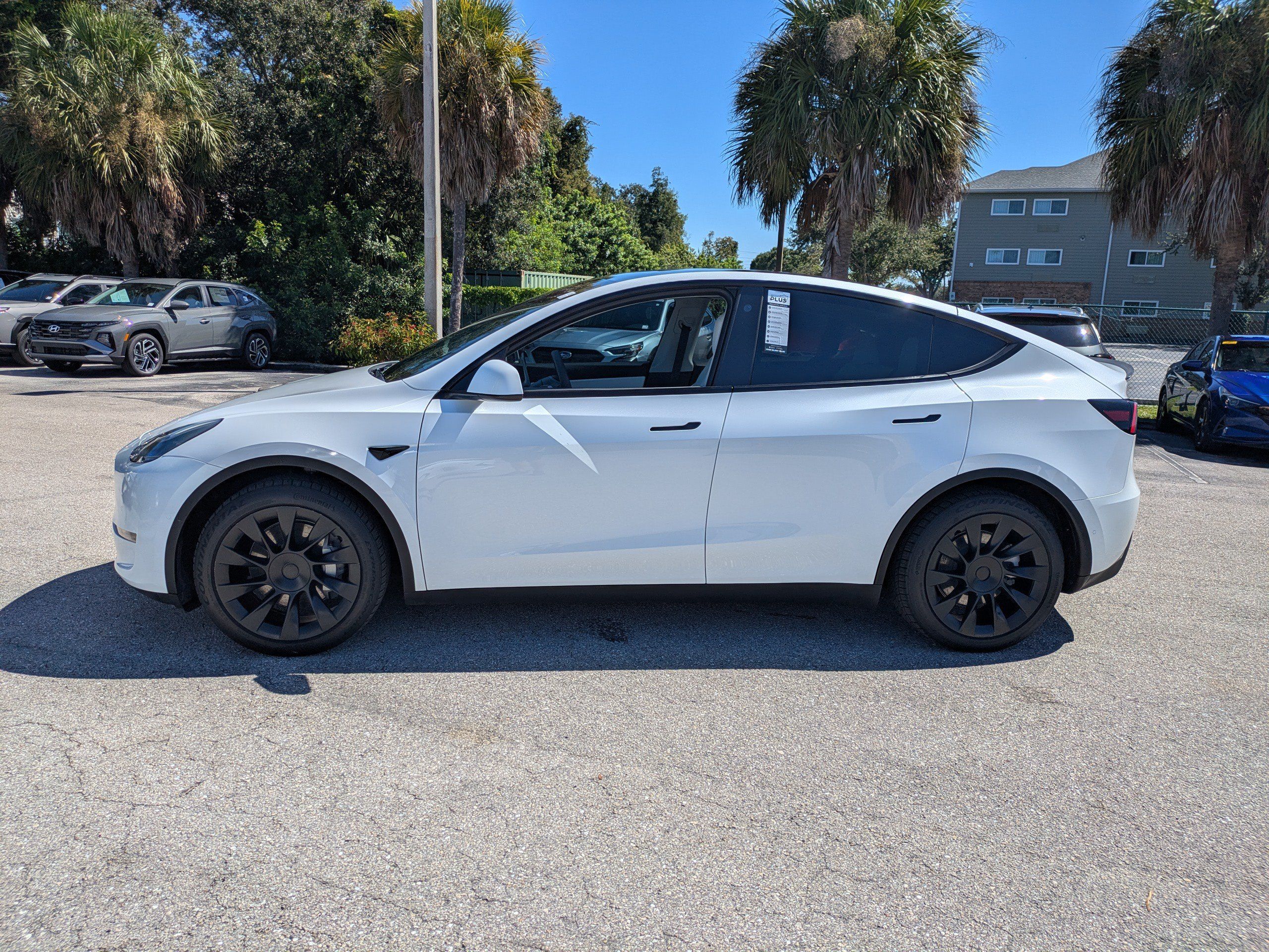 Used 2021 Tesla Model Y Long Range AWD/4WD image 8