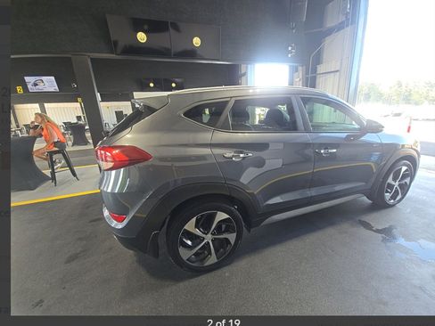 Used 2018 Hyundai Tucson Limited w/ Cargo Package FWD image 2
