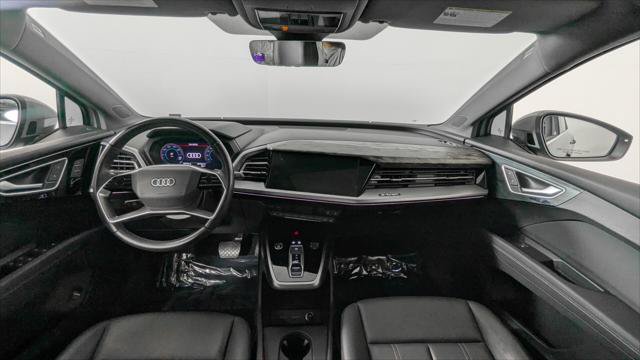 Used 2023 Audi Q4 e-tron Premium Plus w/ Premium Plus AWD/4WD image 28