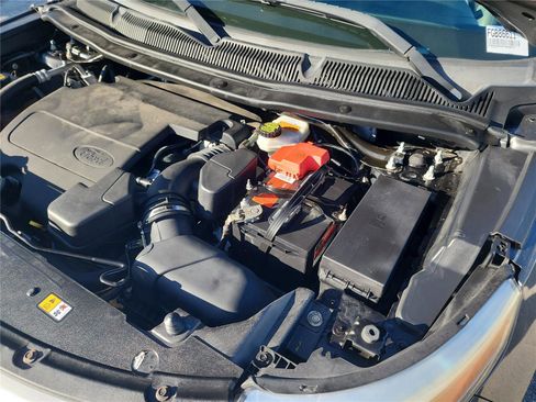 Used 2015 Ford Explorer XLT w/ Equipment Group 202B image 15