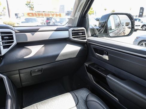 Used 2024 Toyota Tundra Limited AWD/4WD image 6