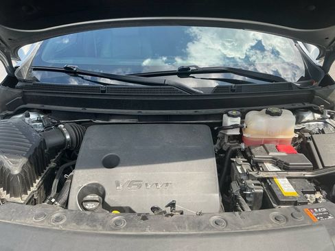 Used 2024 Buick Enclave Premium FWD image 25