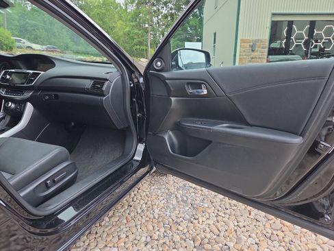 Used 2014 Honda Accord EX-L image 26