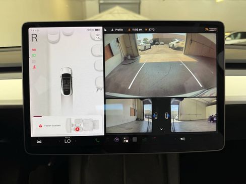 Used 2021 Tesla Model Y Long Range AWD/4WD image 18