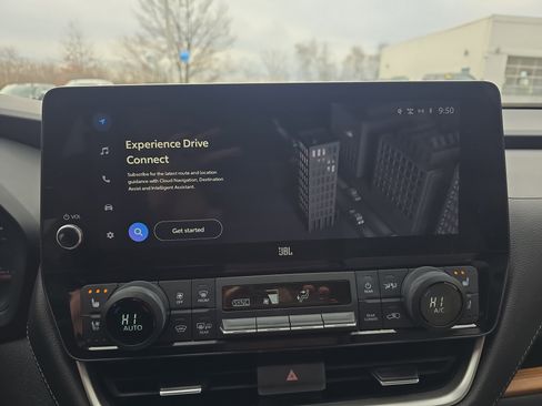 Used 2024 Toyota Grand Highlander Limited image 29