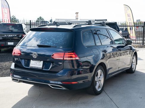 Used 2018 Volkswagen Golf SE FWD image 10