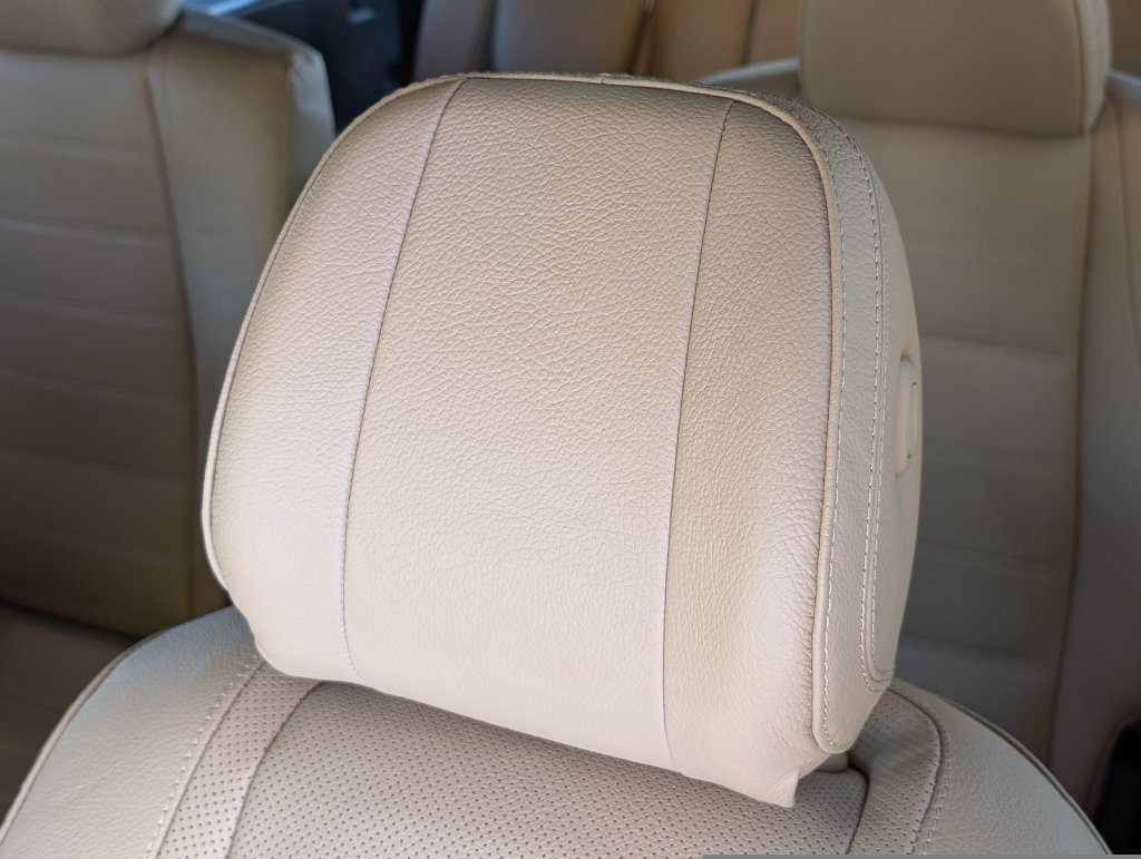 Used 2024 Mercedes-Benz GLS 450 4MATIC image 16