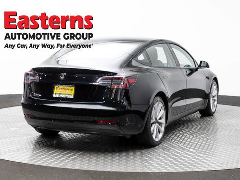 Used 2023 Tesla Model 3 Standard Range RWD image 5