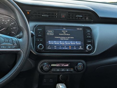 Used 2021 Nissan Kicks SV FWD image 15