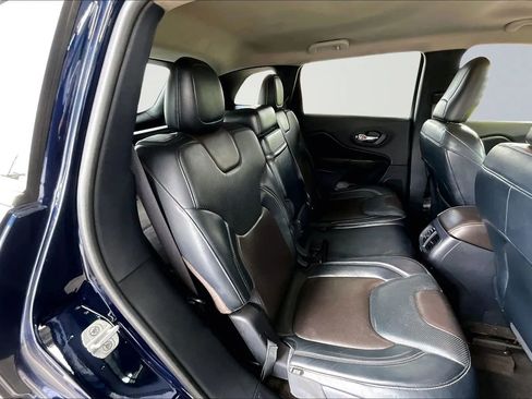 Used 2014 Jeep Cherokee Limited w/ Luxury Group image 22