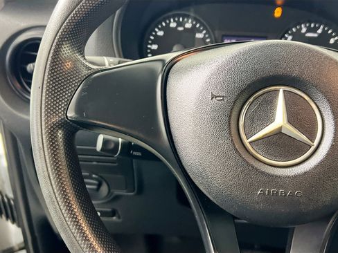 Used 2020 Mercedes-Benz Metris image 18