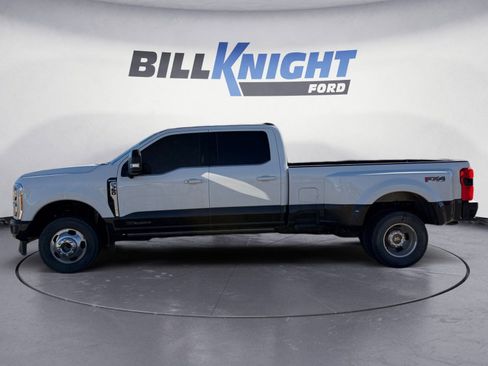 Used 2024 Ford F350 King Ranch image 2
