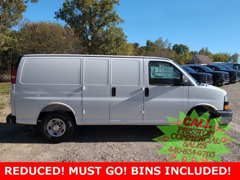 New 2025 Chevrolet Express 2500 w/ Driver Convenience Package image 5