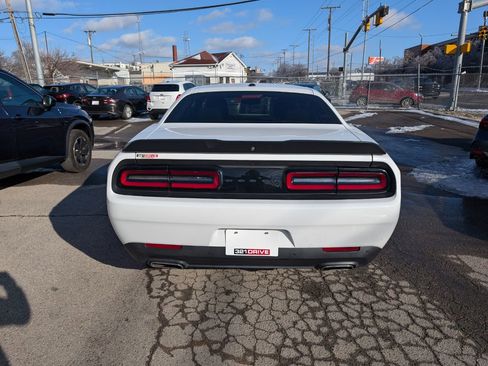 Used 2022 Dodge Challenger GT w/ Blacktop Package image 7