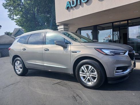 Used 2019 Buick Enclave Essence FWD image 16