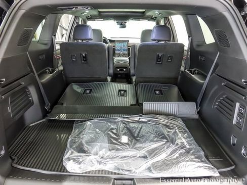 New 2026 GMC Acadia Denali w/ Super Cruise Package AWD/4WD image 22
