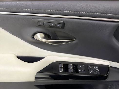 Used 2024 Lexus ES 350 F Sport w/ Accessory Package (Z2) image 38