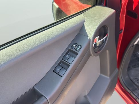 Used 2012 Nissan Xterra S RWD image 19