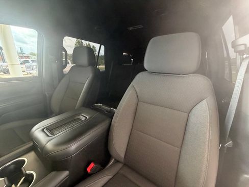 Used 2023 Chevrolet Tahoe LS RWD image 13