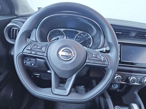 New 2025 Nissan Kicks Play S image 14