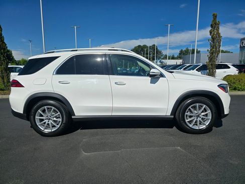 Used 2024 Mercedes-Benz GLE 350 4MATIC w/ Driver Assistance Package image 7