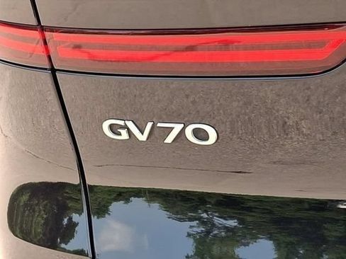 Used 2024 Genesis GV70 2.5T w/ Sport Prestige Package AWD/4WD image 38