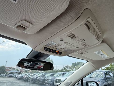 Used 2023 Cadillac XT5 Premium Luxury FWD image 33