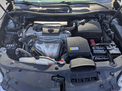 Used 2016 Toyota Camry LE FWD image 21