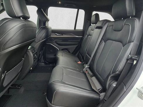 New 2026 Jeep Grand Cherokee Limited Reserve image 16