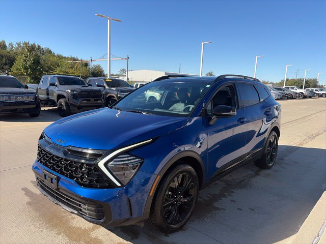 Used 2025 Kia Sportage X-Line w/ Premium Package AWD/4WD image 3