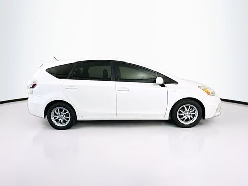 Used 2013 Toyota Prius V Two image 10
