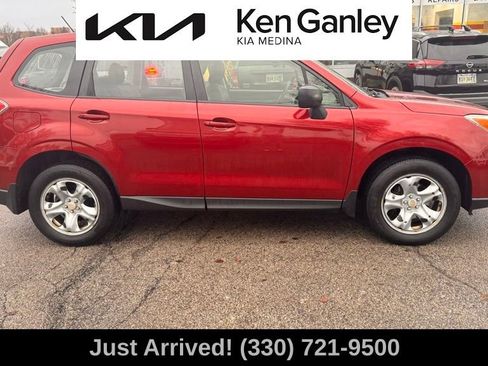Used 2014 Subaru Forester 2.5i image 4