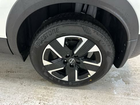 New 2026 Nissan Kicks SV w/ Cold Weather Package AWD/4WD image 11