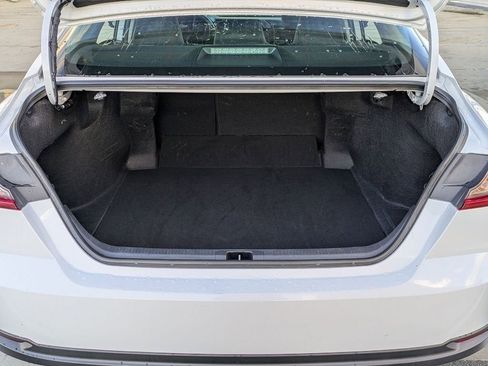 Used 2025 Toyota Camry LE image 26