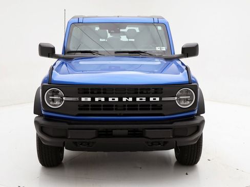 New 2025 Ford Bronco 2-Door image 4