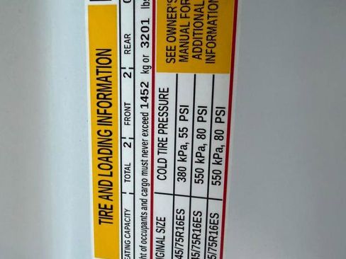 Used 2025 Chevrolet Express 2500 w/ Driver Convenience Package image 30