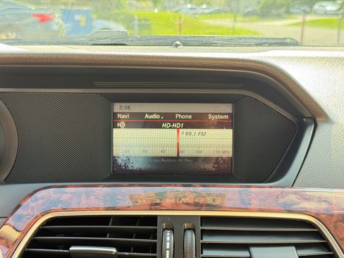 Used 2014 Mercedes-Benz C 300 4MATIC Sedan w/ Premium 1 Package image 48